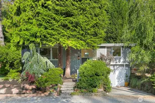 8614 25th Ave NE, Seattle, WA 98115 - Photo 1