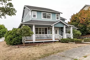 1875 SW Sunnyside Ave, Oak Harbor, WA 98277 - Photo 1