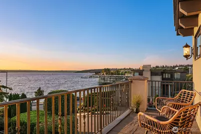 701 1st Street S, Kirkland, WA 98033 - Photo 1