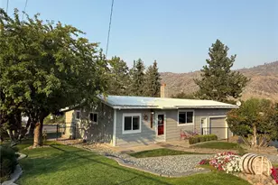 210 1st St, Riverside, WA 98849 - Photo 1