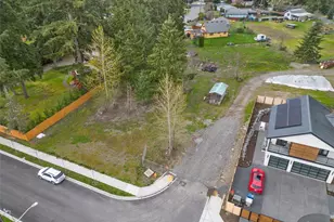 122 Xx SE 91st St, Newcastle, WA 98056 - Photo 1