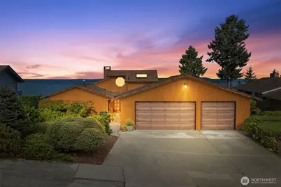 27325 10th Place S, Des Moines, WA 98198 - Photo 1