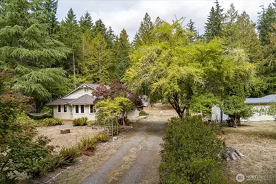 3323 Dorothys Lane, Clinton, WA 98236 - Photo 1