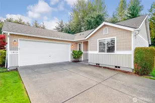 11815 4 Ave Ct E, Tacoma, WA 98445 - Photo 1