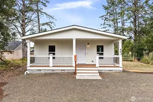 543 Dolphin Ave NE, Ocean Shores, WA 98569 - Photo 1