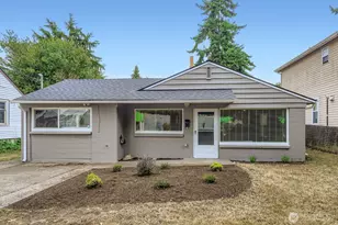 9042 Wallingford Ave N, Seattle, WA 98103 - Photo 1