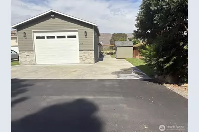 348 River Drive SW, Quincy, WA 98848 - Photo 1