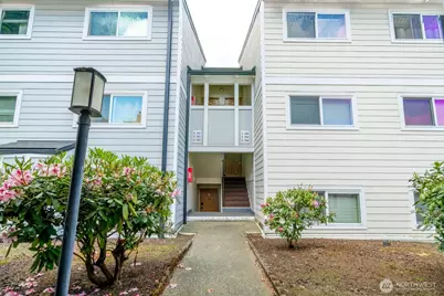 15210 Macadam Road S #E204, Tukwila, WA 98188 - Photo 1