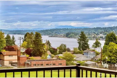 8253 S 118th Street, Seattle, WA 98178 - Photo 1