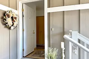 1700 SW Mulberry Pl, Oak Harbor, WA 98277 - Photo 1