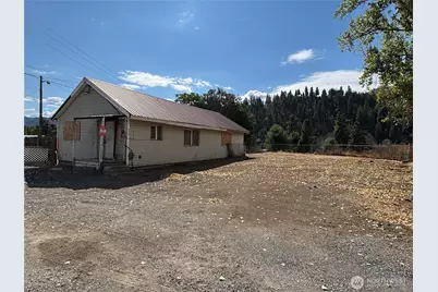 8830 School Street, Dryden, WA 98821 - Photo 1