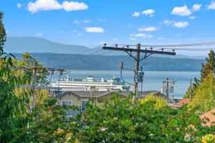 530 Dayton St, Edmonds, WA 98020 - Photo 1