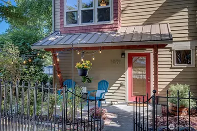 1201 N 88th Street, Seattle, WA 98103 - Photo 1