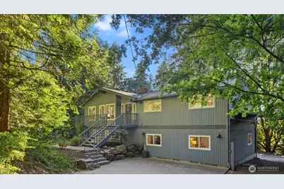 19014 19th Avenue W, Lynnwood, WA 98036 - Photo 1