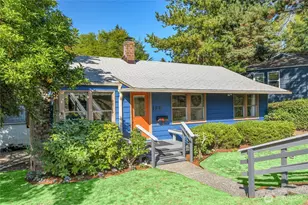 128 NE 174th St, Shoreline, WA 98155 - Photo 1