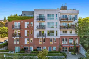 750 11th Ave E, Seattle, WA 98102 - Photo 1