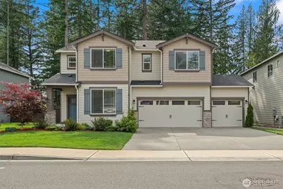 17602 Crossing Drive E, Puyallup, WA 98374 - Photo 1