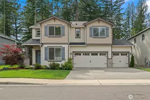17602 Crossing Dr E, Puyallup, WA 98374 - Photo 1