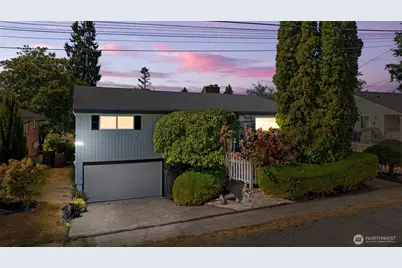 12225 Palatine Avenue N, Seattle, WA 98133 - Photo 1