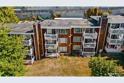 28418 16th Avenue S #302, Federal Way, WA 98003 - Photo 1