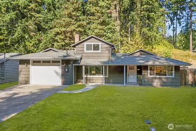 6201 227th Street SW, Mountlake Terrace, WA 98043 - Photo 1