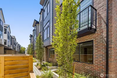 8337 D 12th Avenue NW, Seattle, WA 98117 - Photo 1