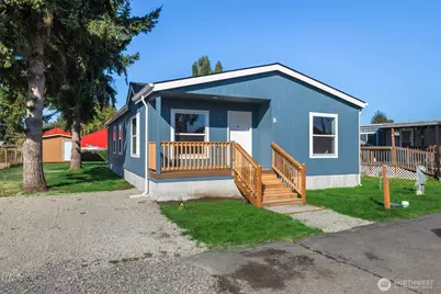 5412 76th Avenue E #B, Puyallup, WA 98371 - Photo 1