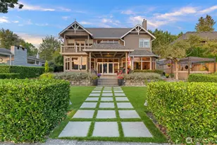 3829 E Lake Sammamish Shore Ln SE, Sammamish, WA 98075 - Photo 1