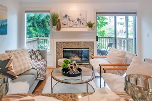 301 W Raye St, Seattle, WA 98119 - Photo 1