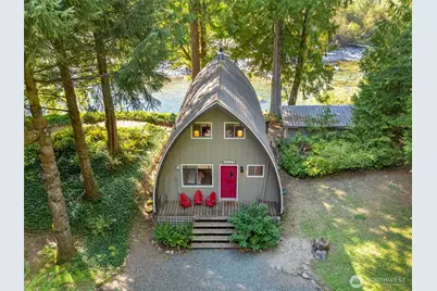 18325 642nd Avenue NE, Baring, WA 98224 - Photo 1