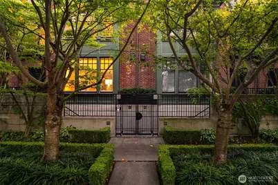 115 W Comstock Street, Seattle, WA 98119 - Photo 1