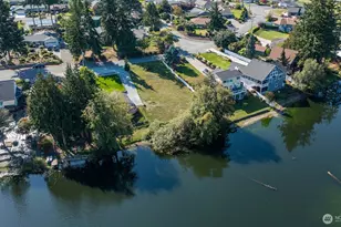 269 Lochwood Dr, Camano Island, WA 98282 - Photo 1