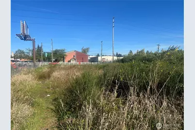 7426 Portland Avenue E, Tacoma, WA 98404 - Photo 1
