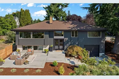 3204 Park Avenue N, Renton, WA 98056 - Photo 1