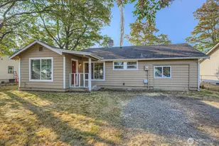 904 118th St S, Tacoma, WA 98444 - Photo 1