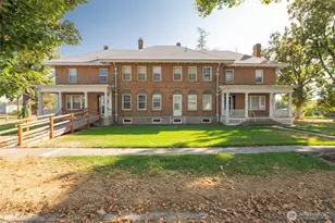 202 W 1st St, Prescott, WA 99348 - Photo 1