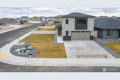 1012 NE 9th Avenue, Ephrata, WA 98823 - Photo 1