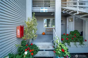 17407 NE 45th St, Redmond, WA 98052 - Photo 1