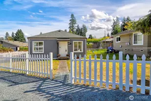 6611 Commercial Ave, Everett, WA 98203 - Photo 1