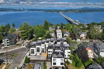 1301 B 31st Avenue S, Seattle, WA 98144 - Photo 1