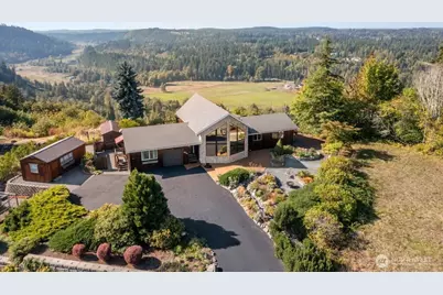 212 Dow Ridge Drive, Eatonville, WA 98328 - Photo 1