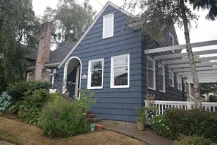 2103 41st Ave SW, Seattle, WA 98116 - Photo 1