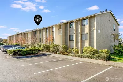 1315 S Puget Drive #C36, Renton, WA 98055 - Photo 1