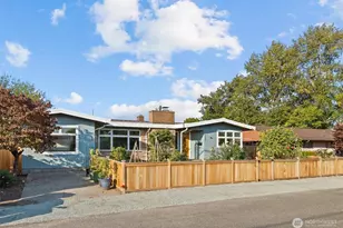 2332 S Juneau St, Seattle, WA 98108 - Photo 1