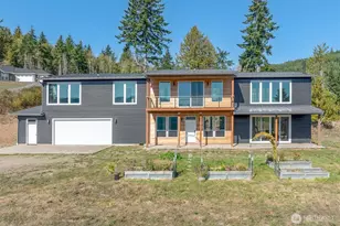 109 Stewart Spur 1, Kelso, WA 98626 - Photo 1