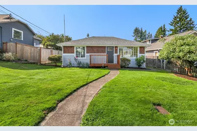 1824 Highland Avenue #A, Everett, WA 98201 - Photo 1