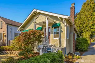 912 N 67th St, Seattle, WA 98103 - Photo 1