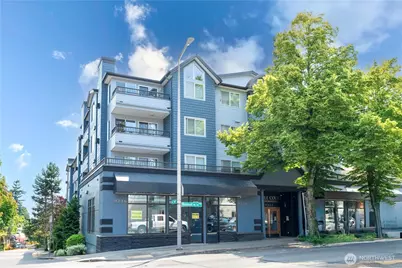 9222 Roosevelt Way NE #302, Seattle, WA 98115 - Photo 1