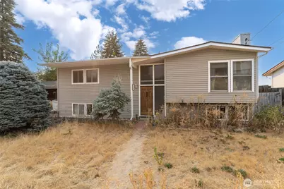 182 S Keller Avenue, East Wenatchee, WA 98802 - Photo 1