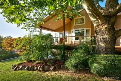 622 Country Club Drive, Yakima, WA 98901 - Photo 1